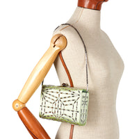 MINAL 18 - CRISTAUX TRAPEZE BAGUETTES - OLIVINE