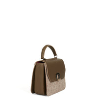 IRIS 18 - LAINE FEUTREE GREGE ET VEAU VERT MILITAIRE