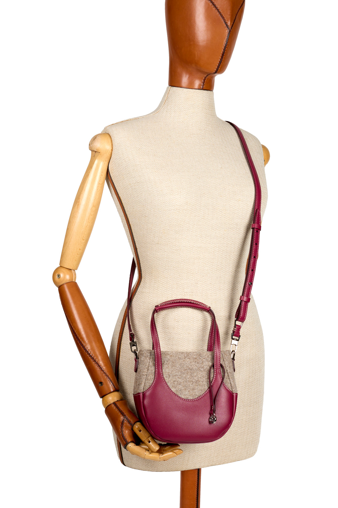 EJIAH 17 - VEAU LAINE CARMIN