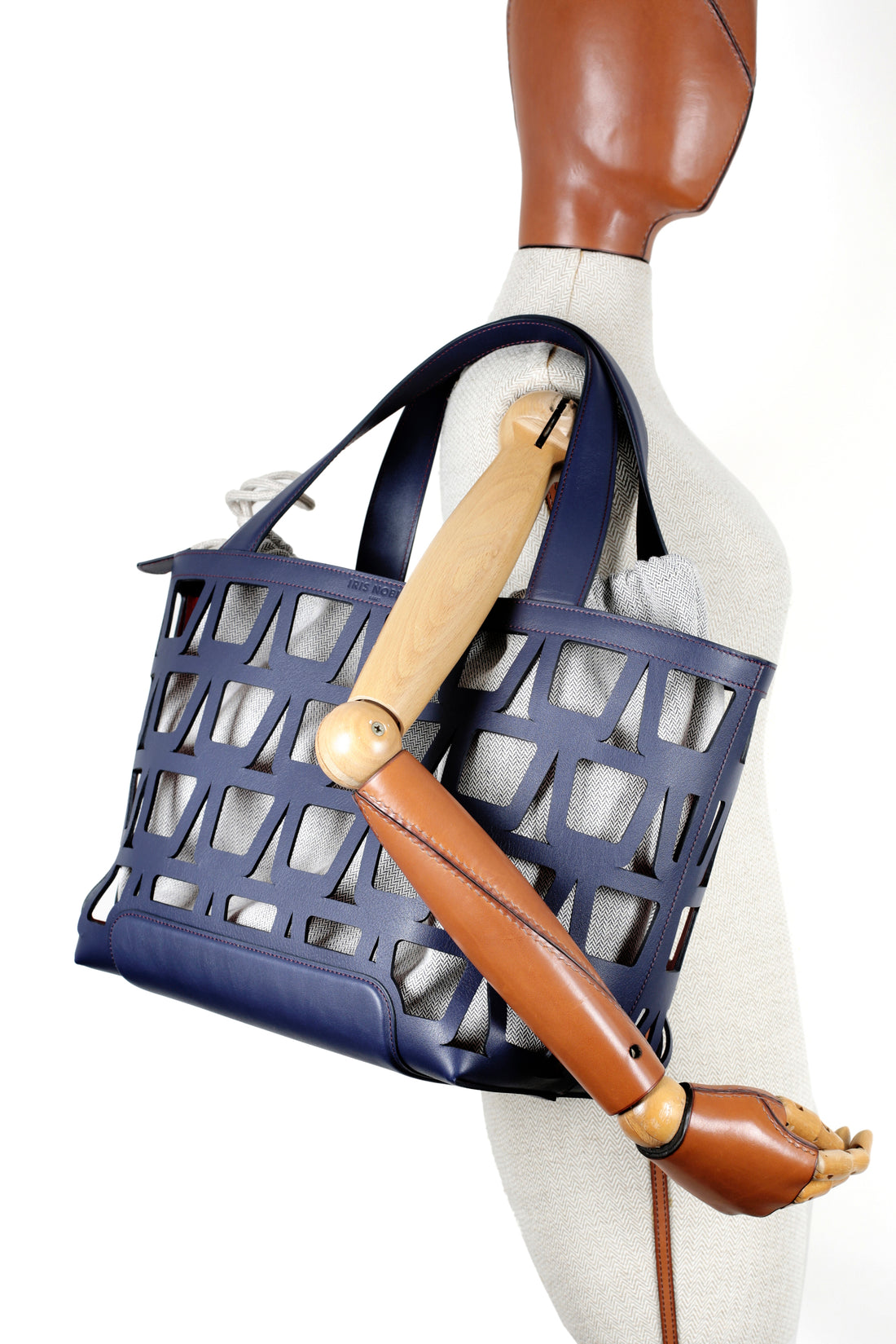 KAYLA TOTE 43 - VEAU ET TOILE MARINE