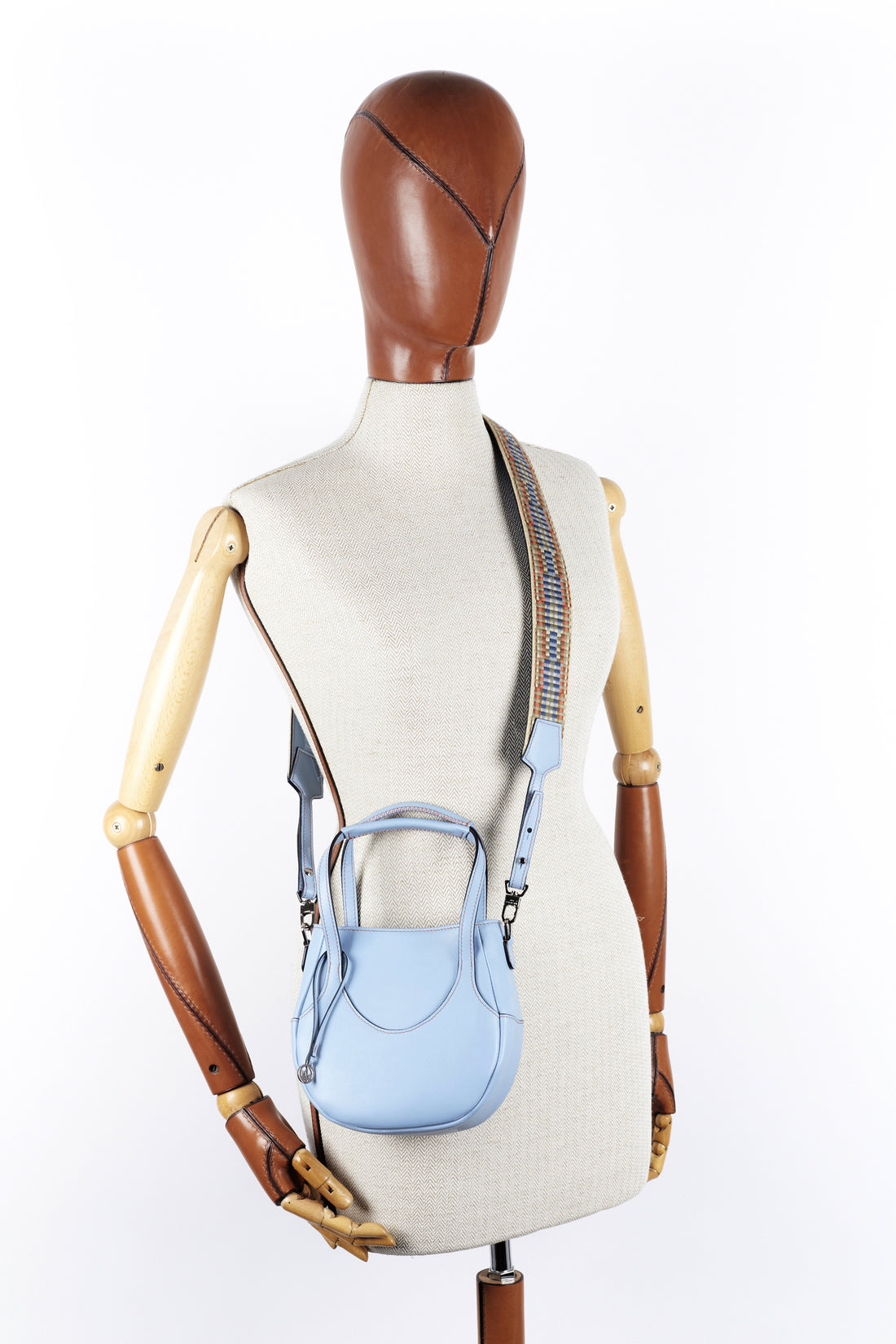 EJIAH 17 - VEAU BLEU CIEL